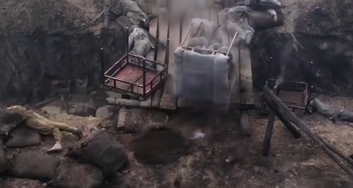 《小兵张嘎》里湿棉被挡子弹，是真是假？真枪实弹做个试验看结果