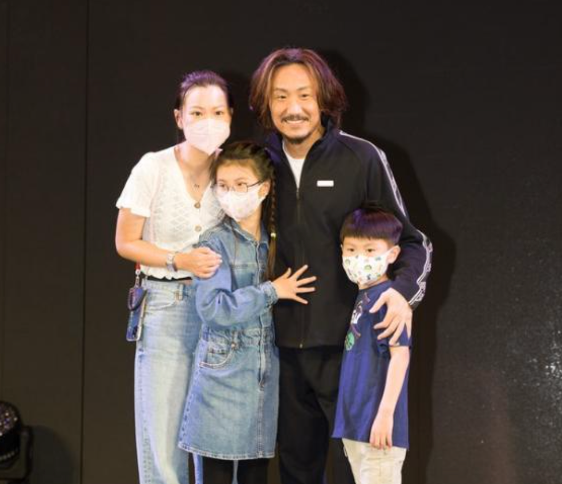 “高开低走”的7位港星，个个红极一时，却将一手好牌打得稀烂