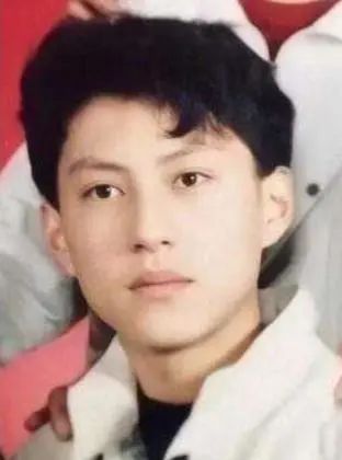 群殴被判7个月、撞毁250万跑车，能浪子回头的男星，如今都很耀眼