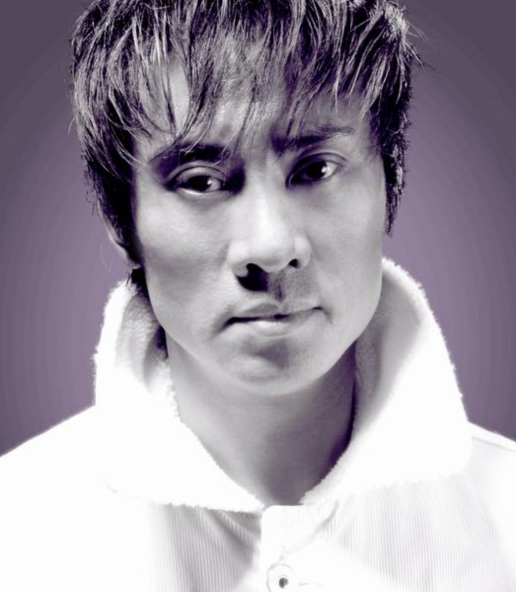 歌手江涛:妻子打工支持他唱歌,成名后宠爱妻子,孝顺岳母