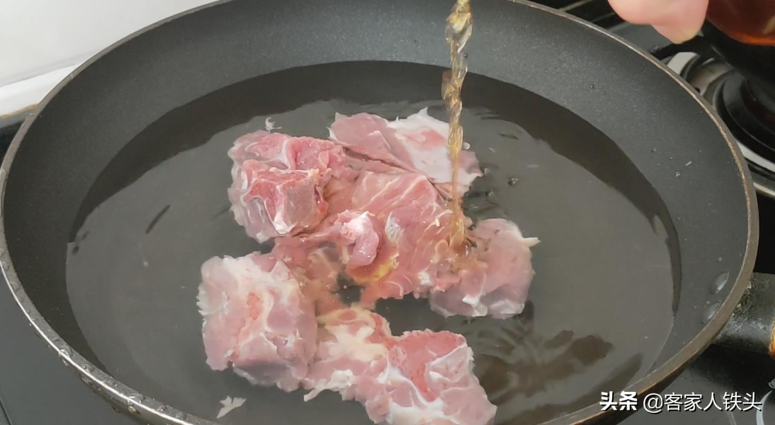 夏季喝汤？广东人最讲究，手把手教你一锅解暑靓汤，营养好喝简单