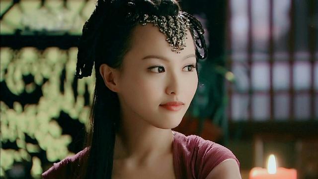 谁说白发就是老？这6位古装美男白发太惊艳，盛世容颜勾人心弦
