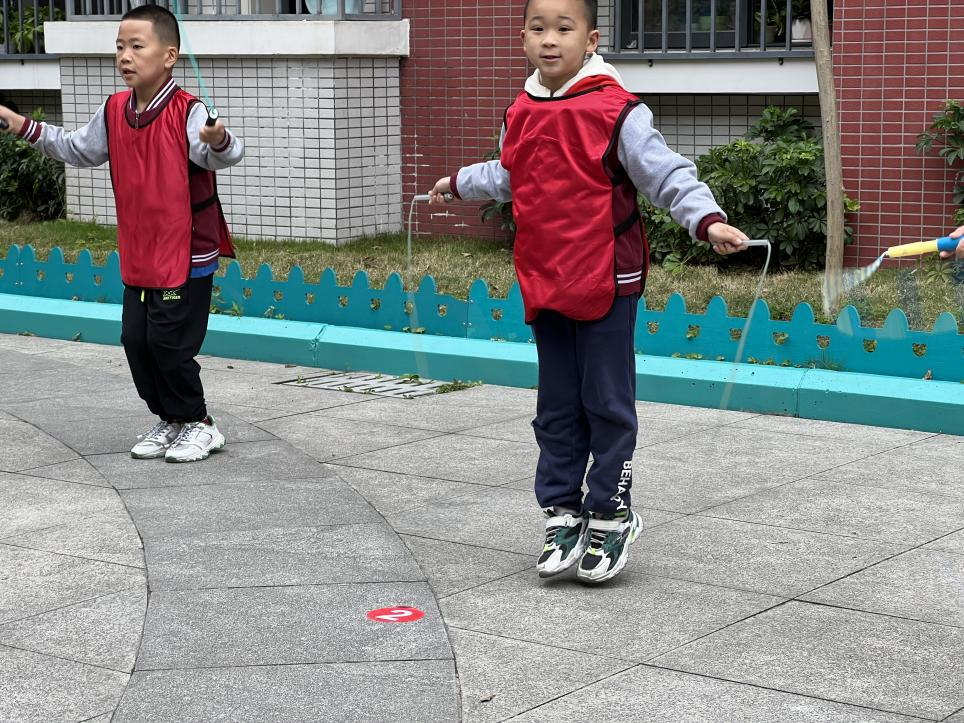 爱南区 爱运动 |记棠湖小学（南区）2022体育节趣味田径运动会