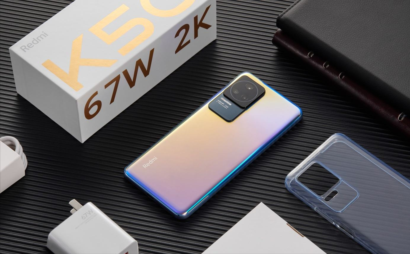 买手机想一步到位，但又不想多花钱，看看这4款超性价比手机