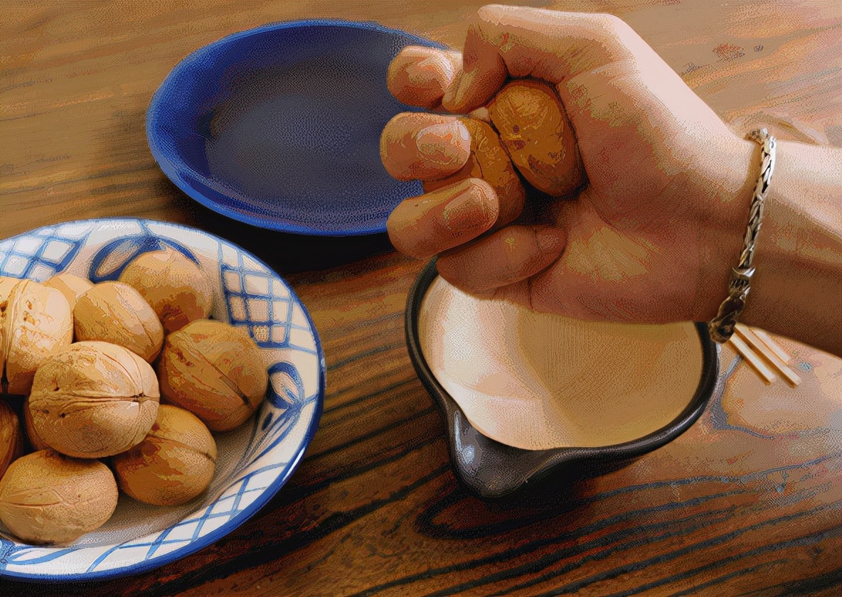 核桃是血管清道夫,还是催命符?早上吃好,还是晚上吃好?