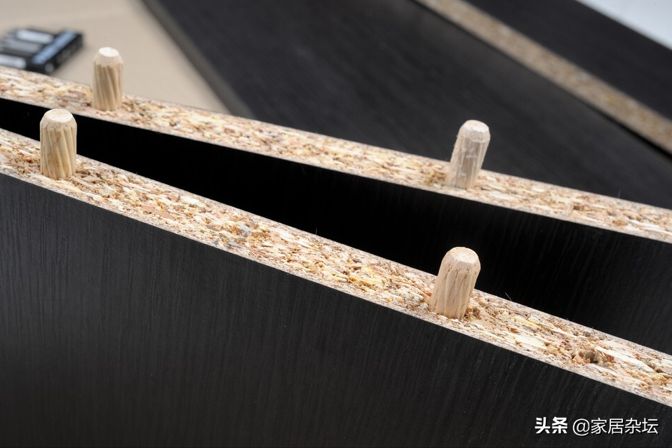 定制衣柜装修一站式解决方案，量身打造理想收纳空间