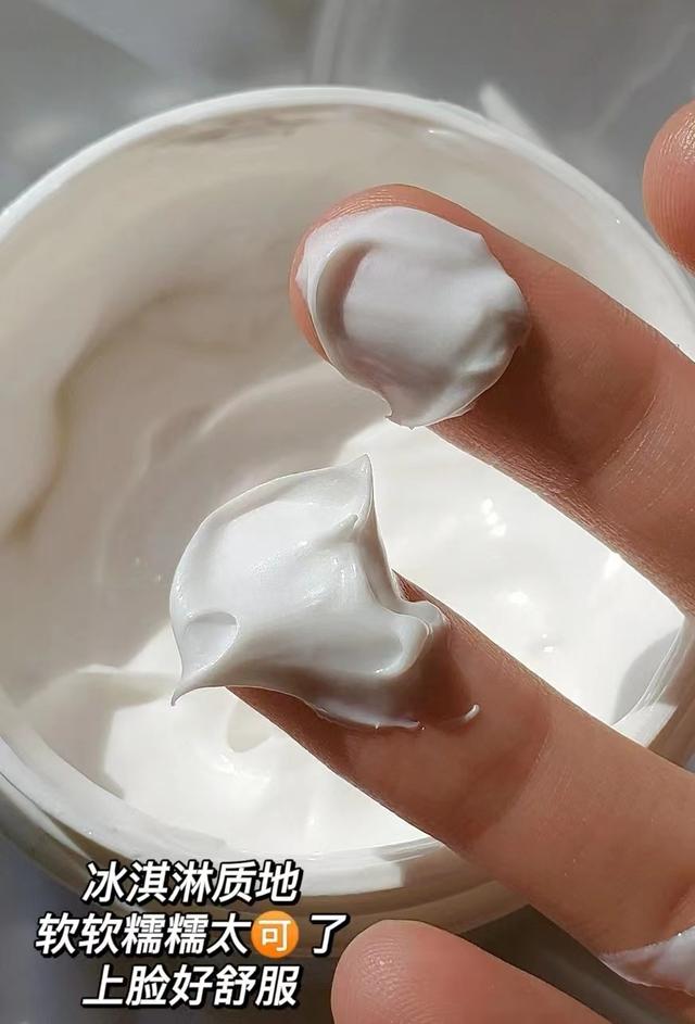 梳妝臺常備“3樣護膚品”，不愁沒有好皮膚