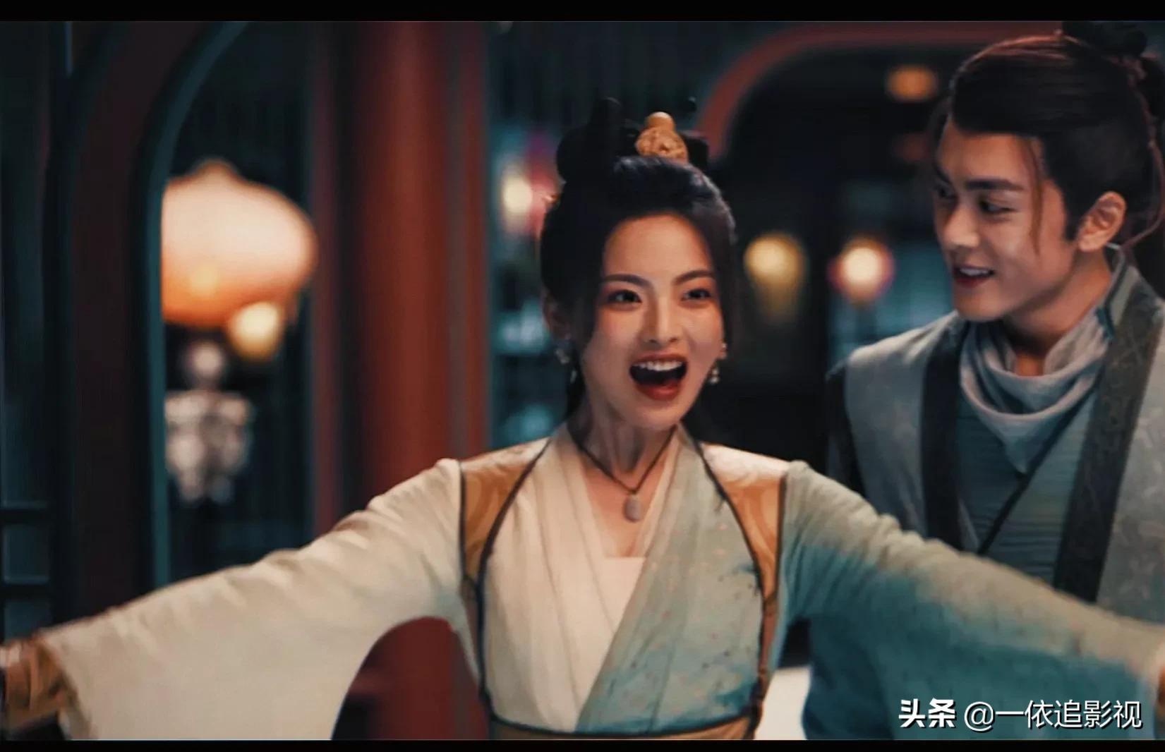 说英雄谁是英雄：王小石温柔帽檐贴贴好甜，杨超越温柔kswl吧？