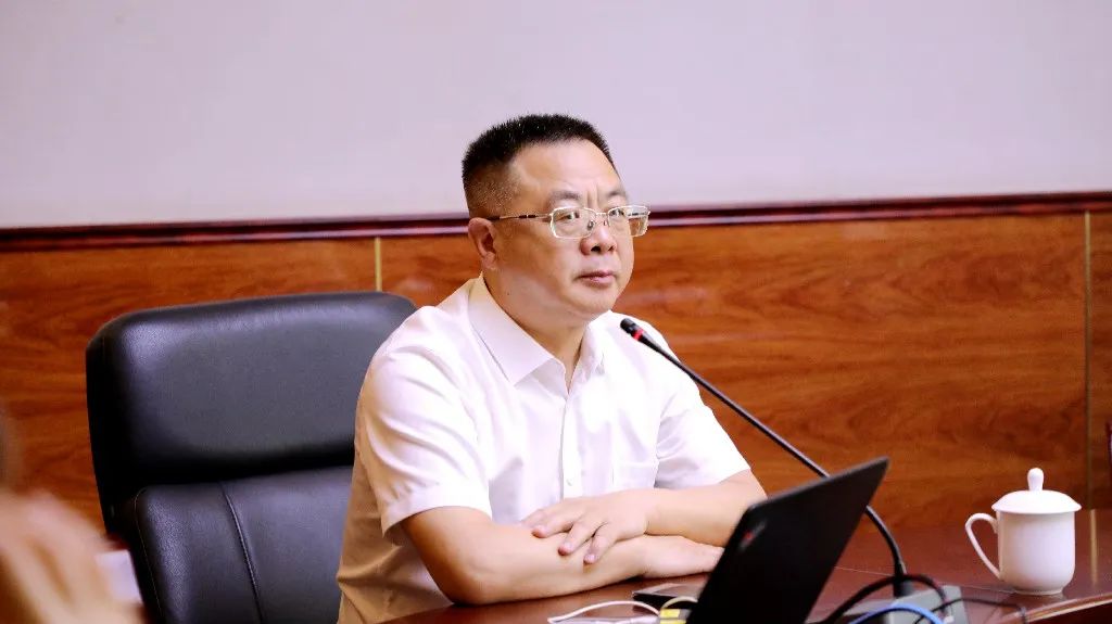 双流区棠湖小学举行景贤学院开讲仪式暨第一次集体学习活动
