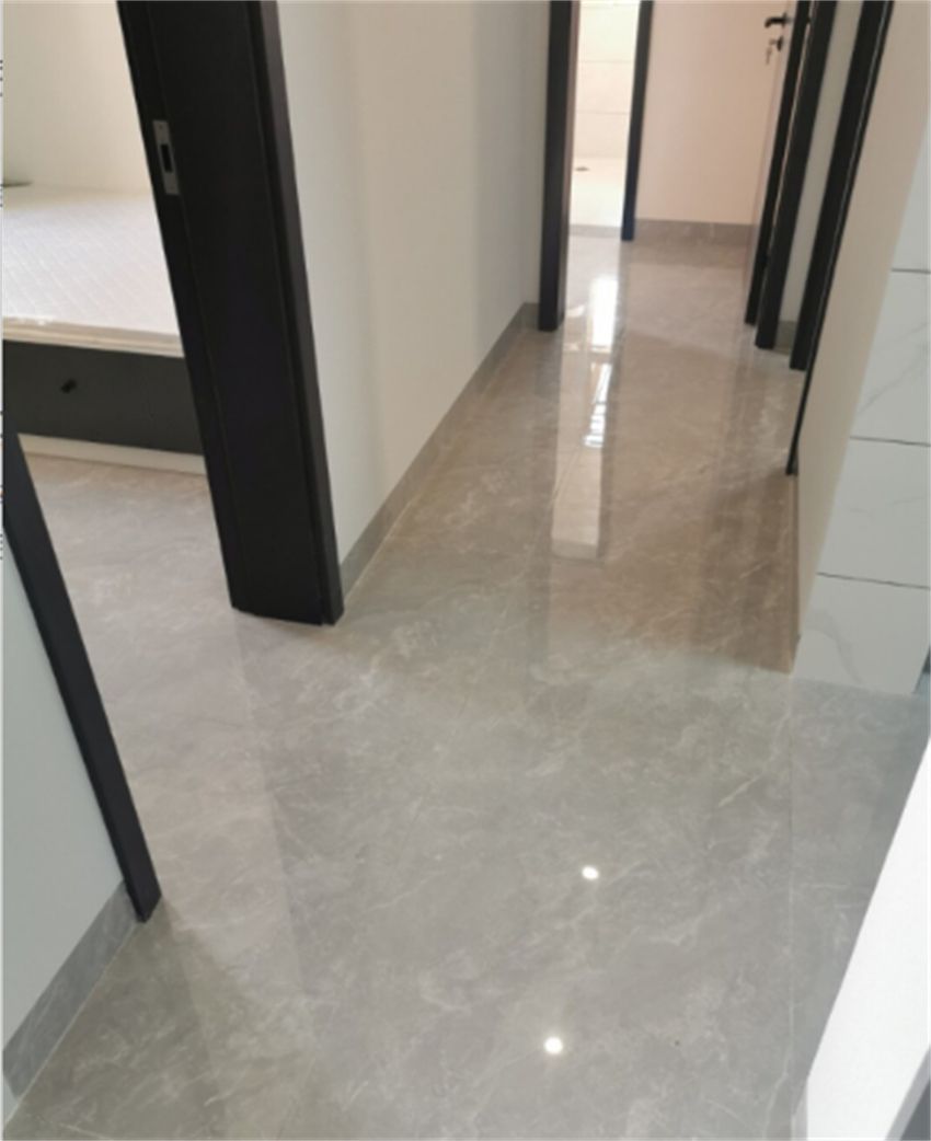 铺瓷砖时,为何越来越多人选瓷砖通铺,而不是要门槛石?