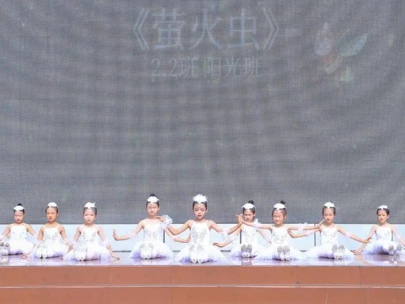 播种希望，收获美好｜南湖小学开展“芒种”主题国旗下展演活动