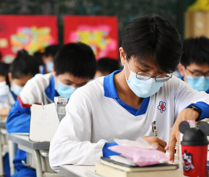 2022年各省高考人数出炉，河南省再次独占鳌头，看到北京有些心酸
