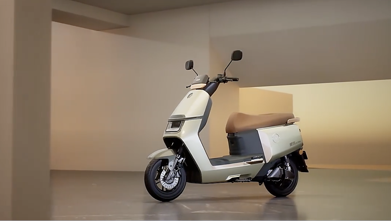 5000元的豪华电动车,雅迪e10和爱玛a700,谁才是真的王? - 114货源网