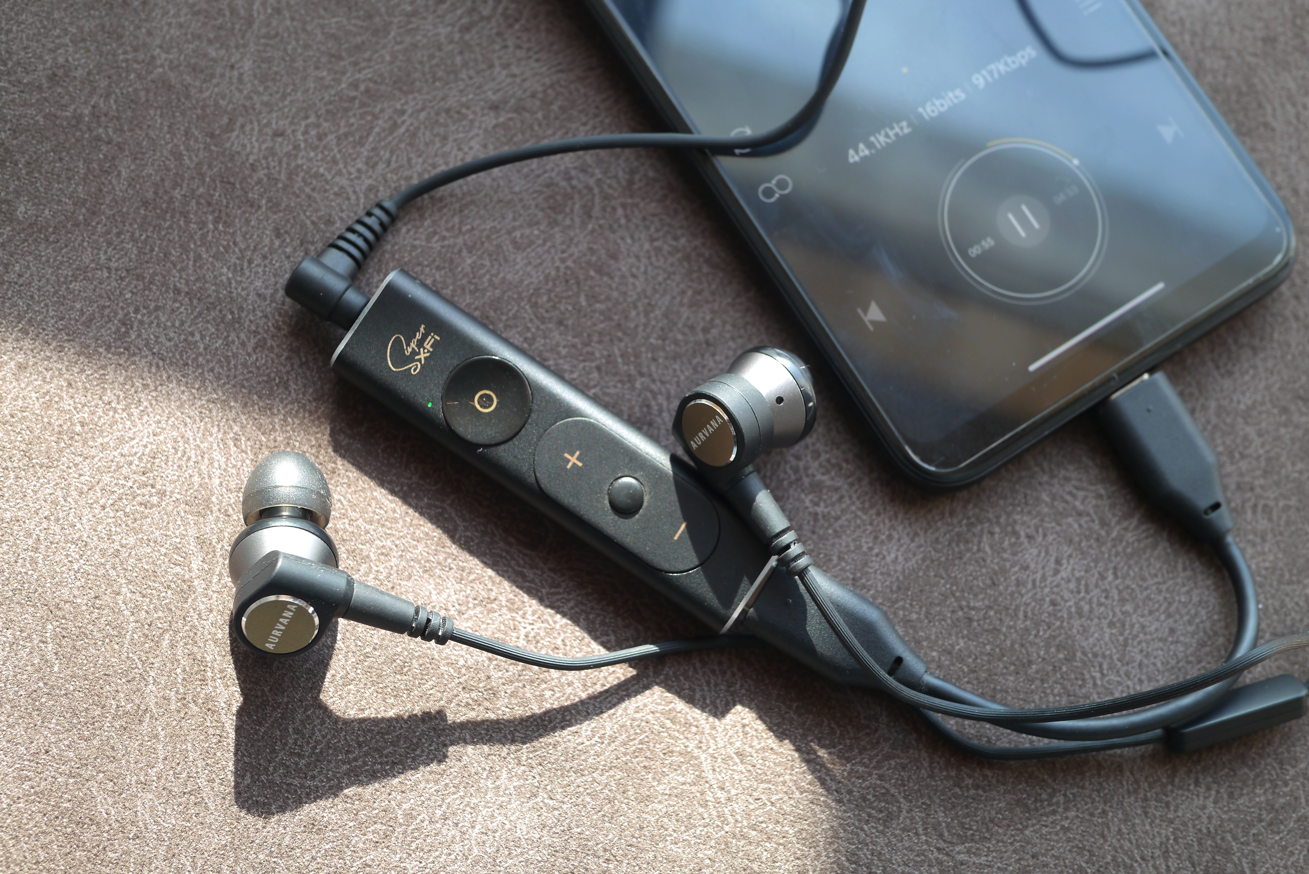 耳机一戴谁都不爱，创新耳机Aurvana Trio LS新品试听体验