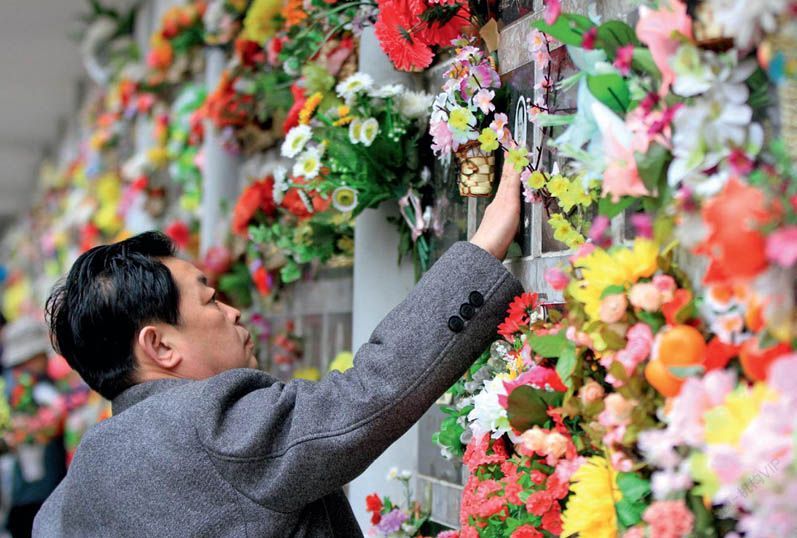 全国闻名的“北京八宝山”，山上到底有哪“八宝”？