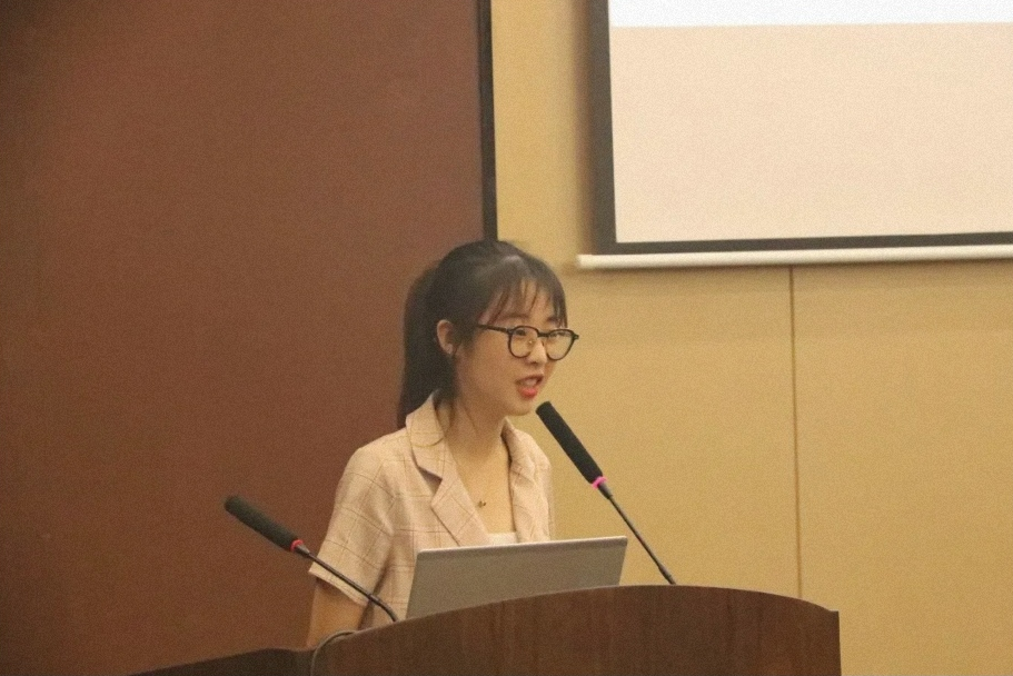 她说：“成为‘能源人’是一件很棒的事情！”