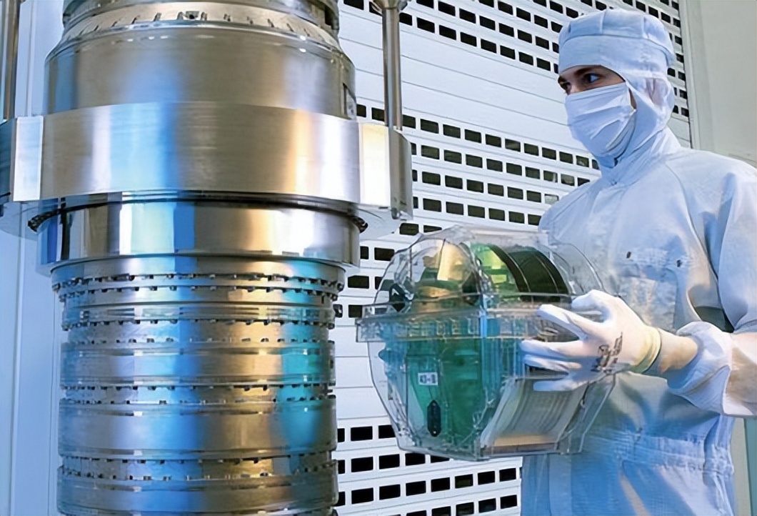 一台27亿,出货5台高端光刻机!asml地位无法撼动