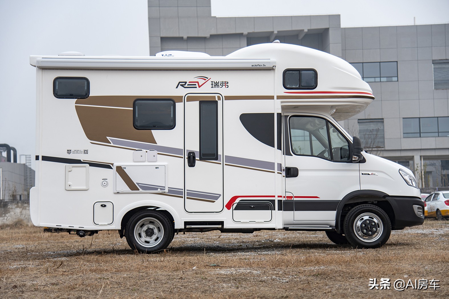 奇瑞3.0t经济型房车!节能环保还实用,配6座6床,细节设计很到位