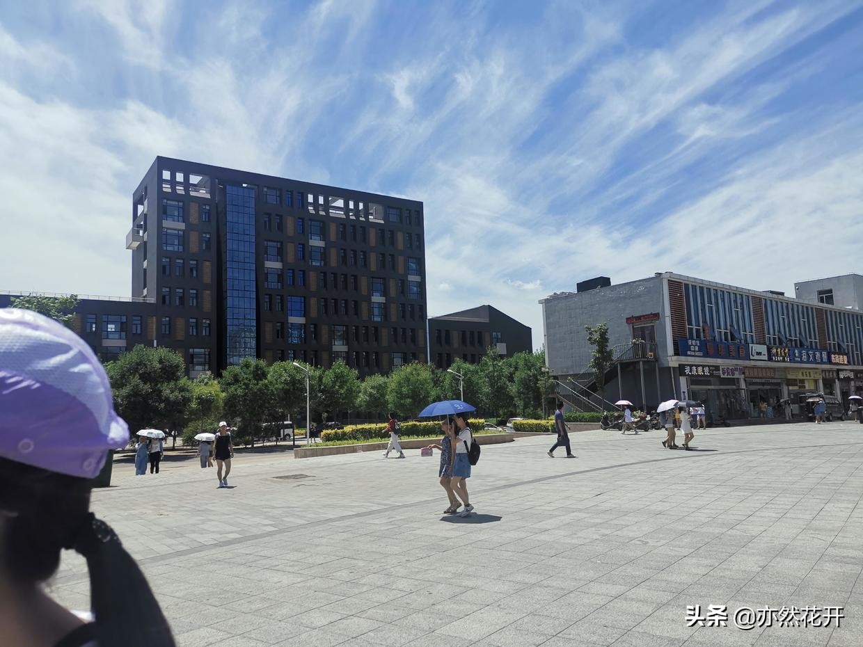 用对话烘托人物的情感