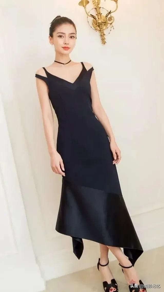 杨颖：回眸一笑胜星华