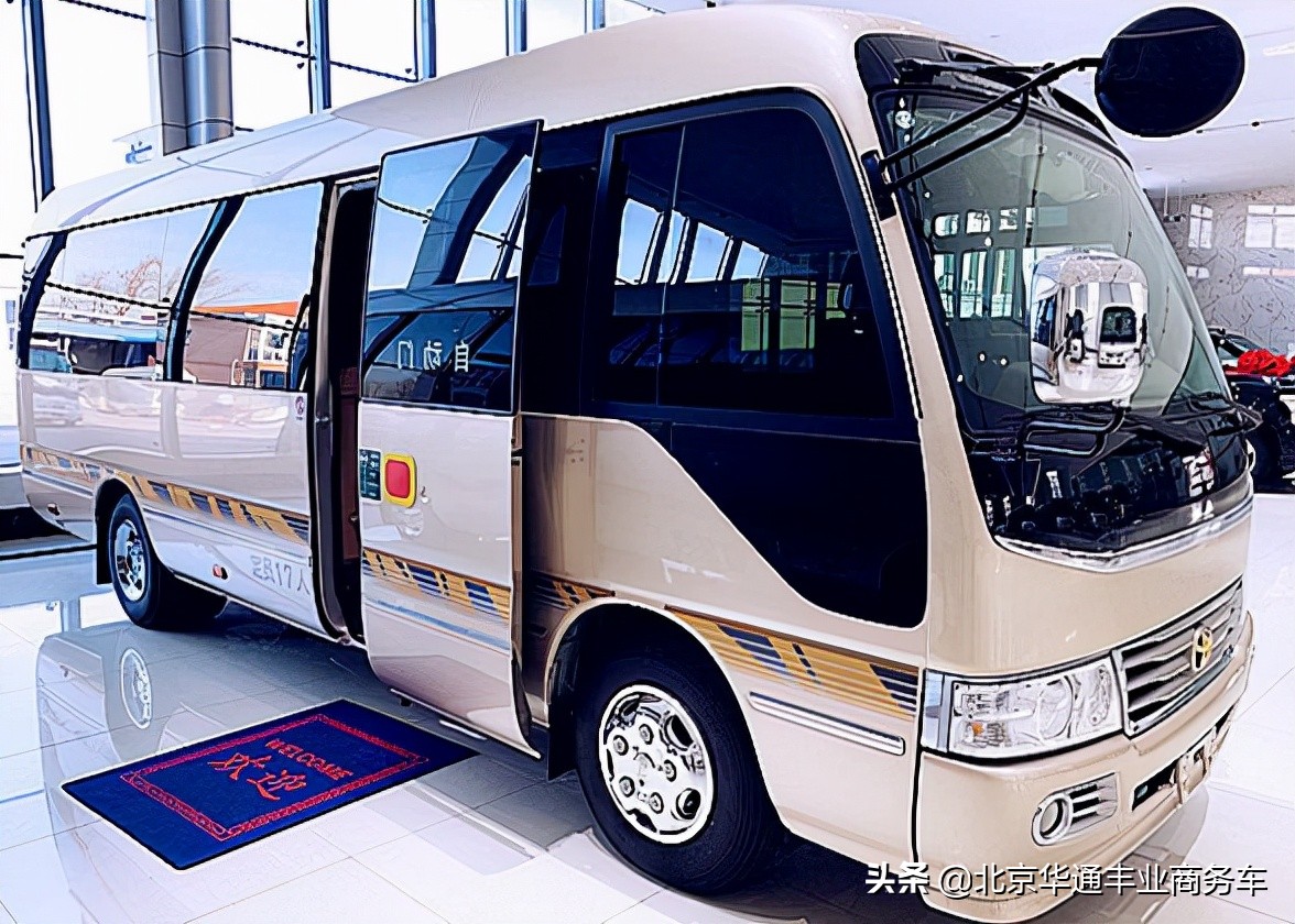 天津丰田考斯特4s店 12座考斯特商务车