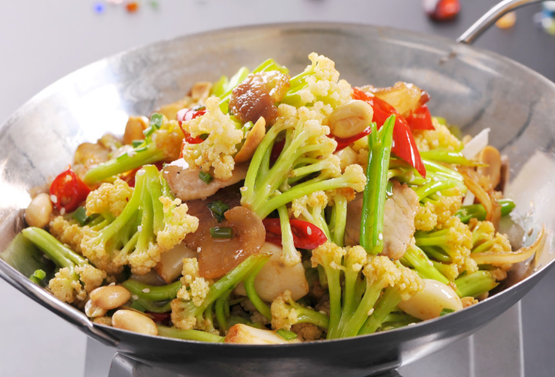 含“寄生虫”最多的2种蔬菜，寄生虫扎堆，菜贩子宁愿丢掉都不吃