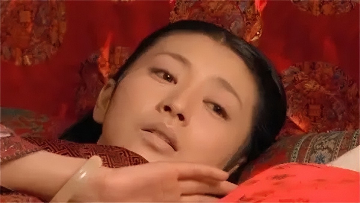 甄嬛传：为扳倒安陵容甄嬛选择了最残忍的方式，不止因为眉庄之死