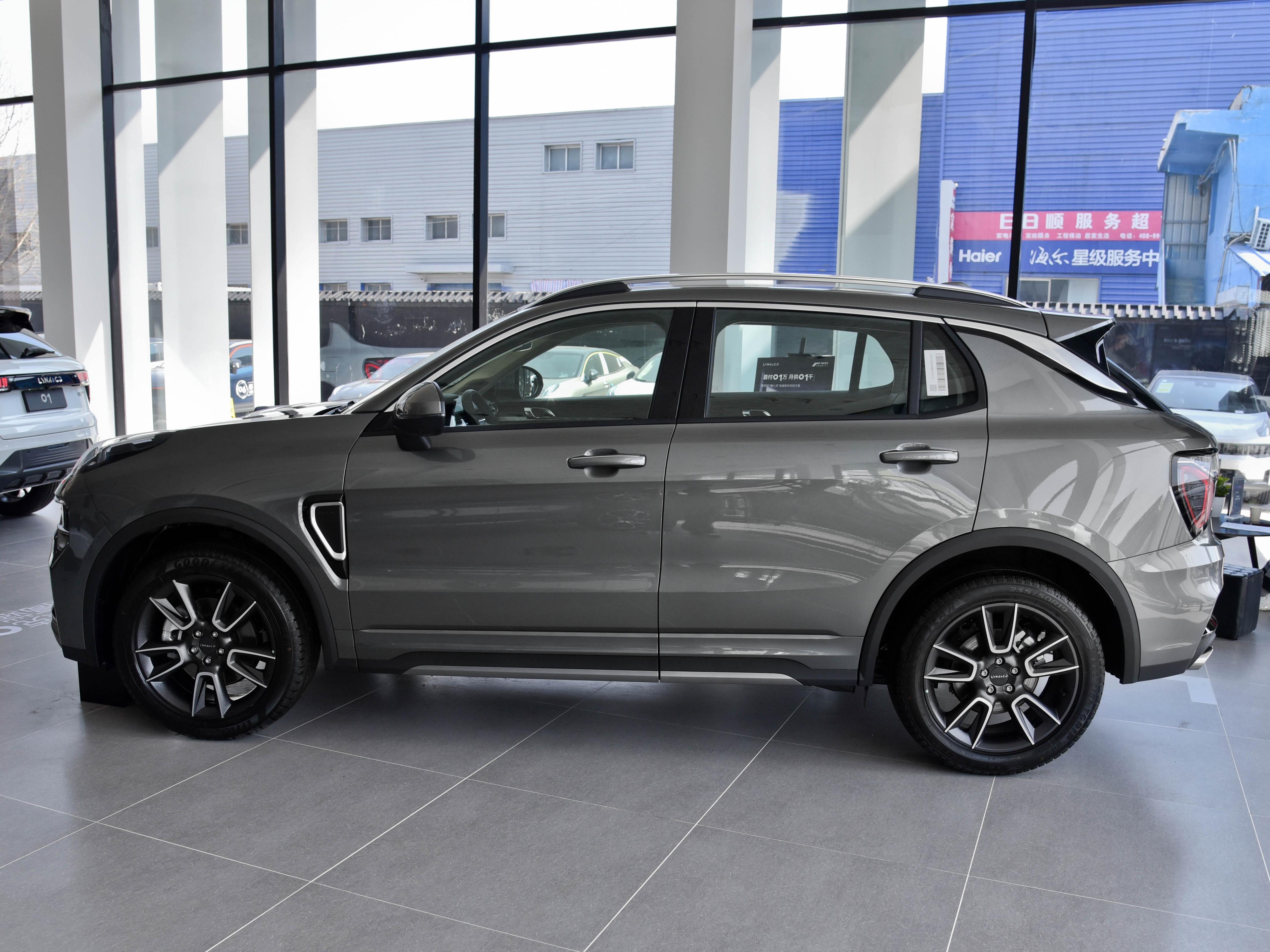 98万元,点阵中网,实拍领克01