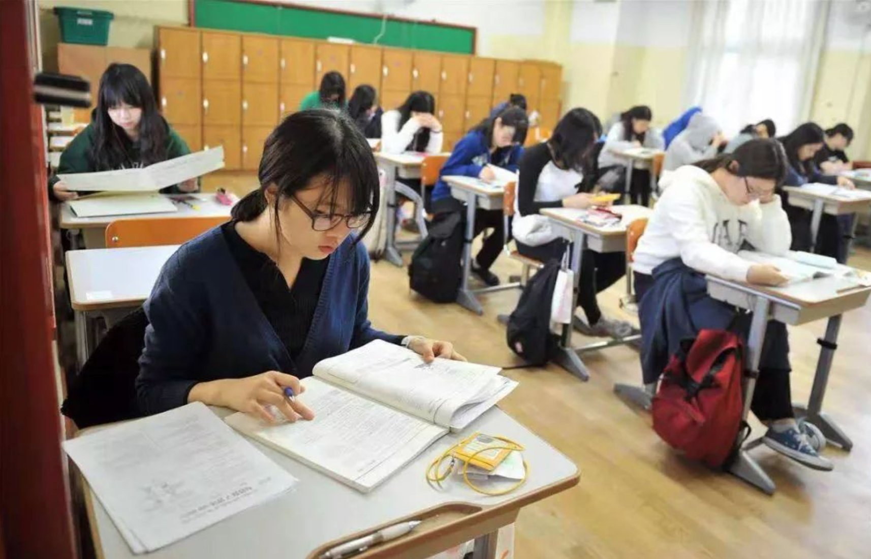 价值几万的“公务员”培训班，到底有没有用？听听过来人怎么说