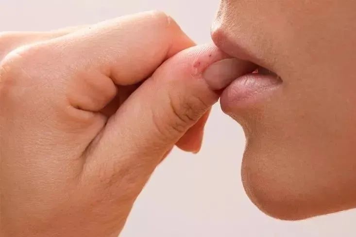 孩子说话卡顿、结巴、重复，一定是口吃吗？该怎么办？
