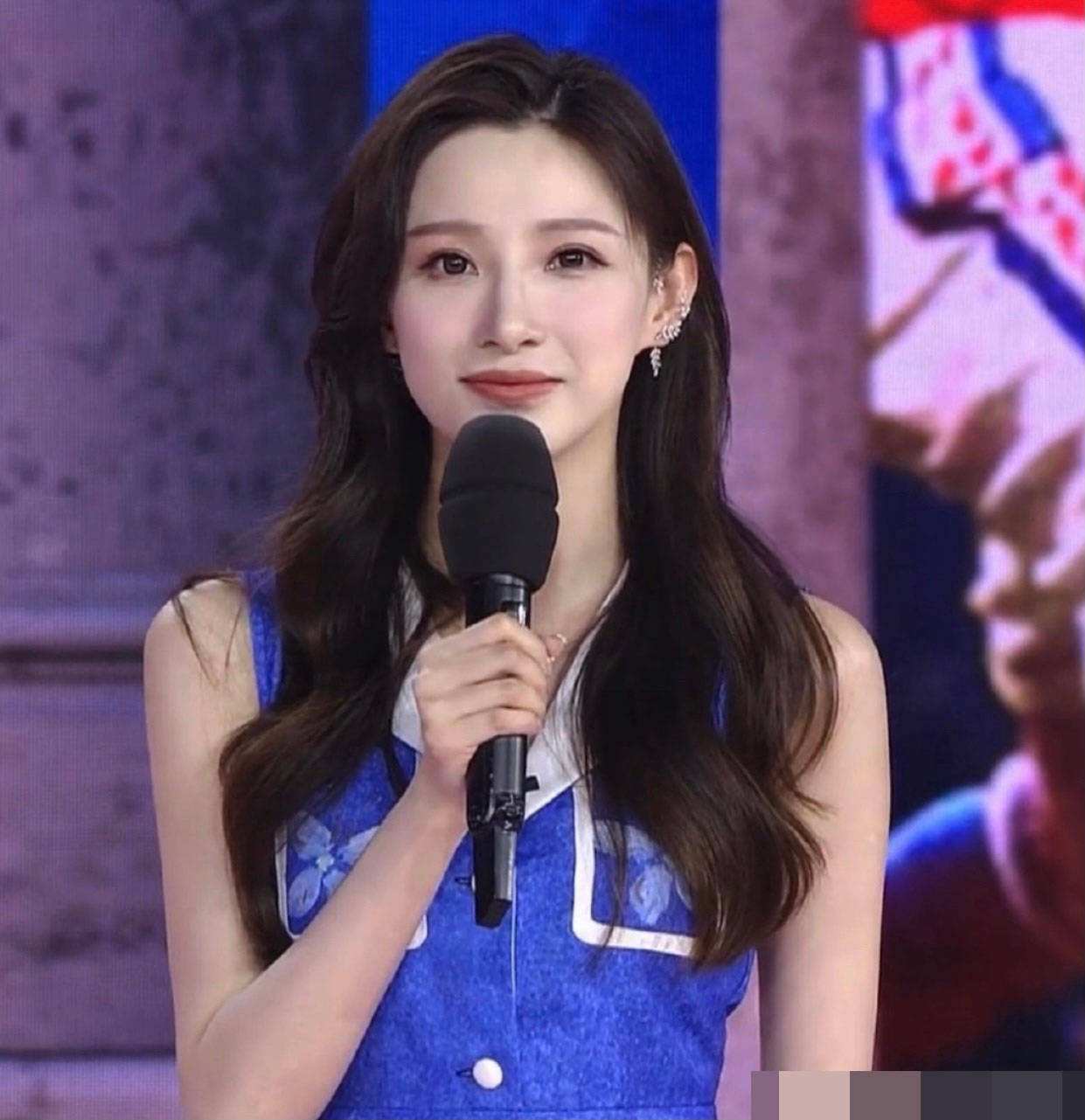 2022央视七夕晚会阵容曝光：百位大咖，21个节目，周深赵丽颖齐聚