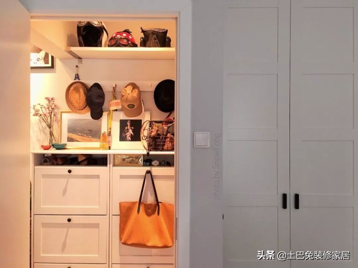 【輕裝潢推薦相關資料】裝潢42㎡北歐風小家，2㎡小廁所也能塞下大浴缸