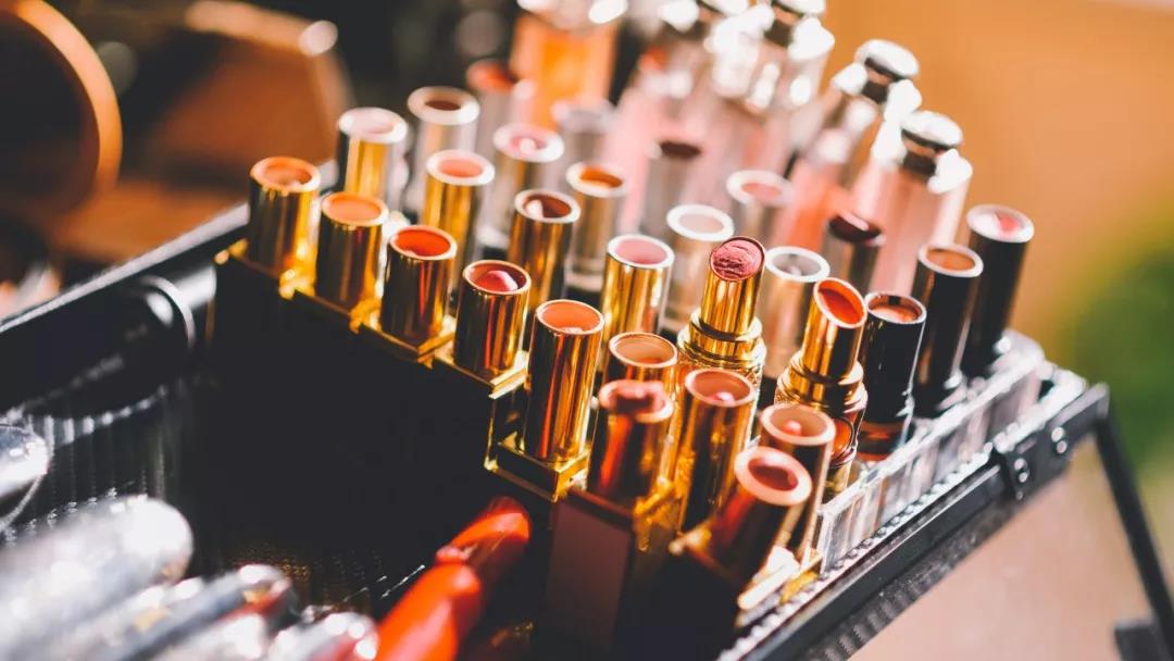 DIY手工创业——大学生篇丨抓住风口，轻松打造网红潮店