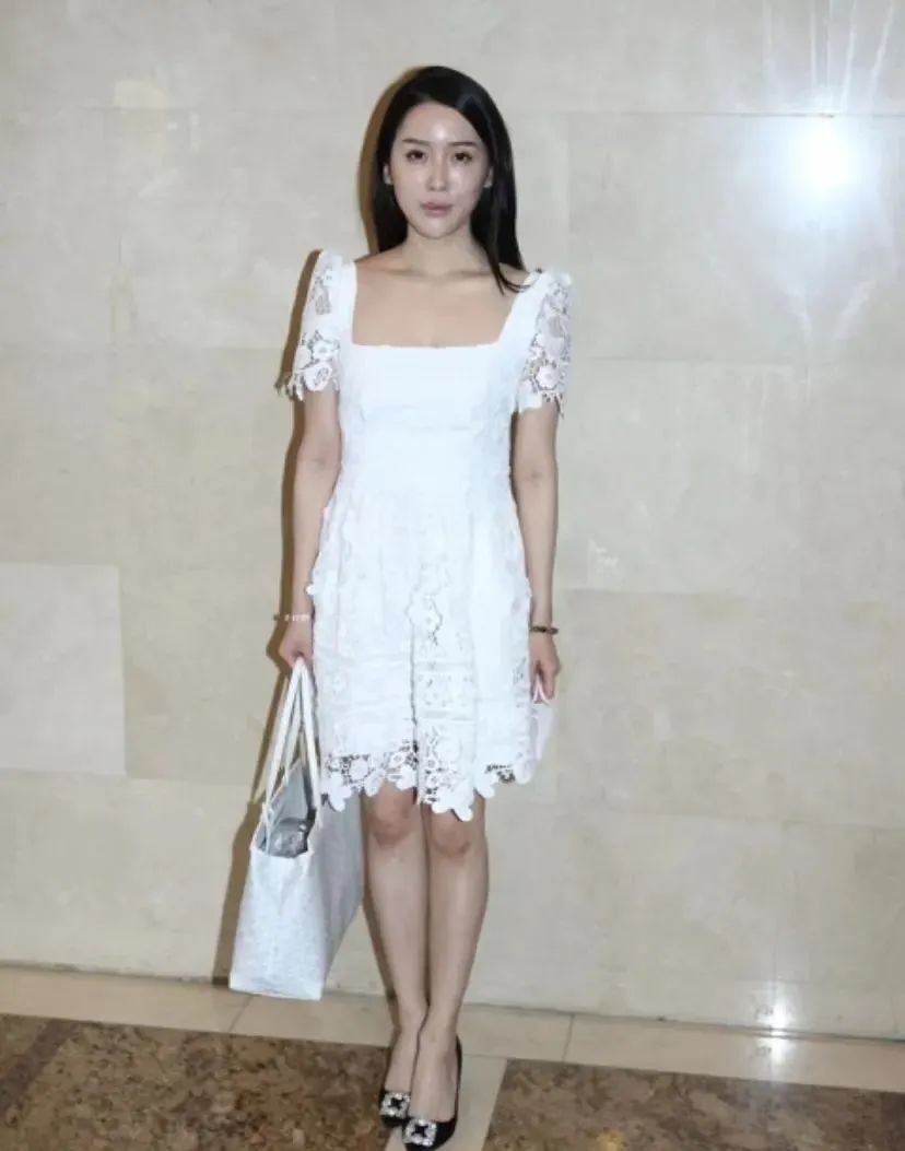 ​港娱圈审美太拉垮，入围港姐进行形象大改造，造型不如原来模样