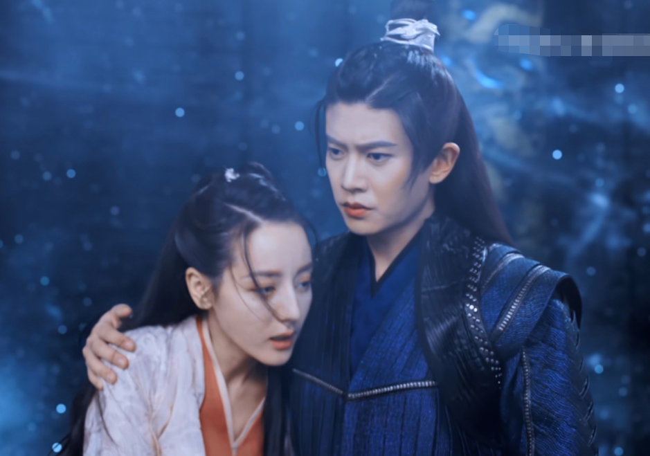 上线20天,飙升热度榜第一,迪丽热巴任嘉伦终于狠狠牛气了一把