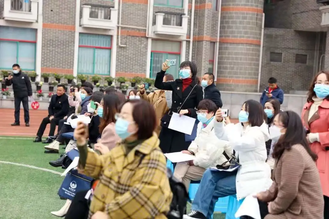 传师道砥砺耕耘 勤学练共享课堂——华实名师进课堂系列活动(四)