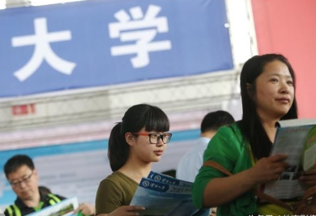 单招和高考哪个好（高中生370分）