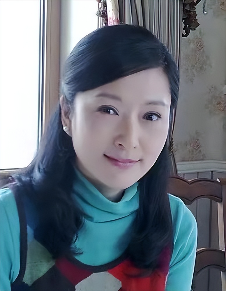 张玉嬿：被称为第一美妇，出道30年从无绯闻，56岁仍是单身