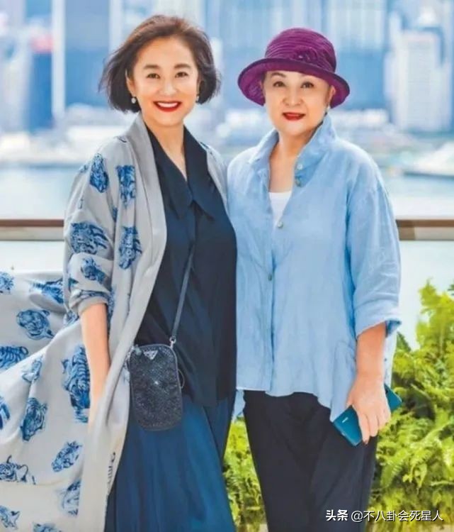 ​18位70岁女星近照对比，谁优雅老去谁面目全非一目了然