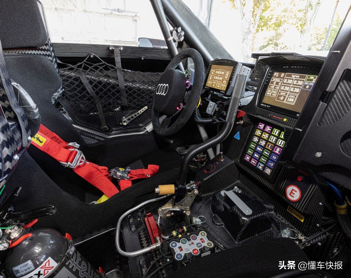 奥迪RS Q e-tron电动赛车，达喀尔出色战绩背后有何硬实力？