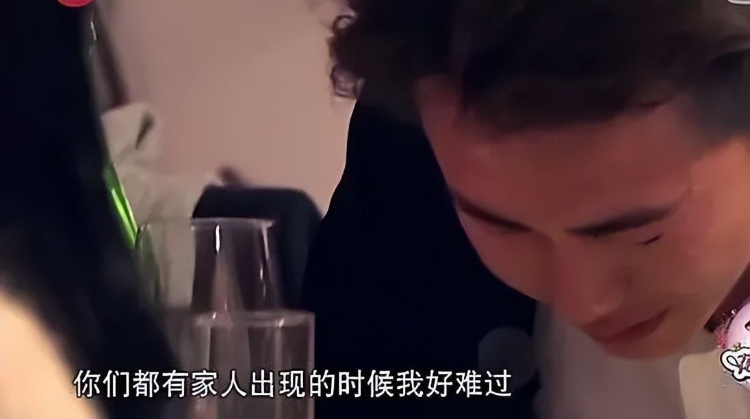 令人愤怒的节目场面：喝油漆，道德绑架，观众一点都不愉快