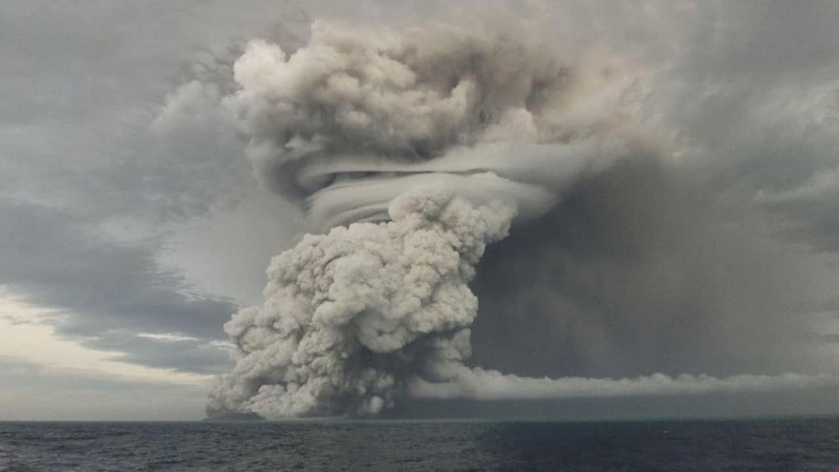 汤加火山喷发全球约降温0.3℃，可以“人造火山”实现地球降温？