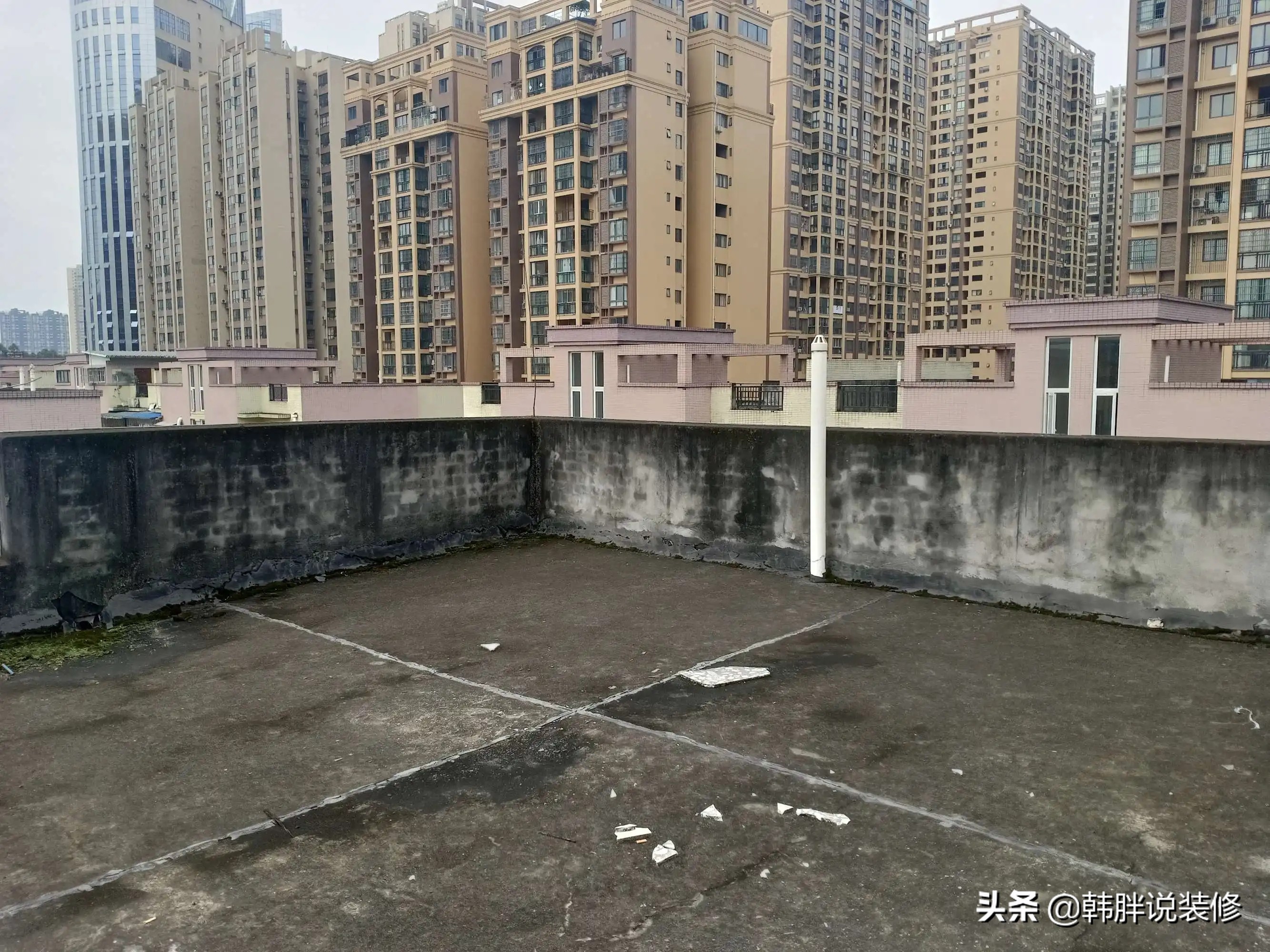 一楼住了3年，简直是苦不堪言，无奈搬到顶楼，生活得到极大改善