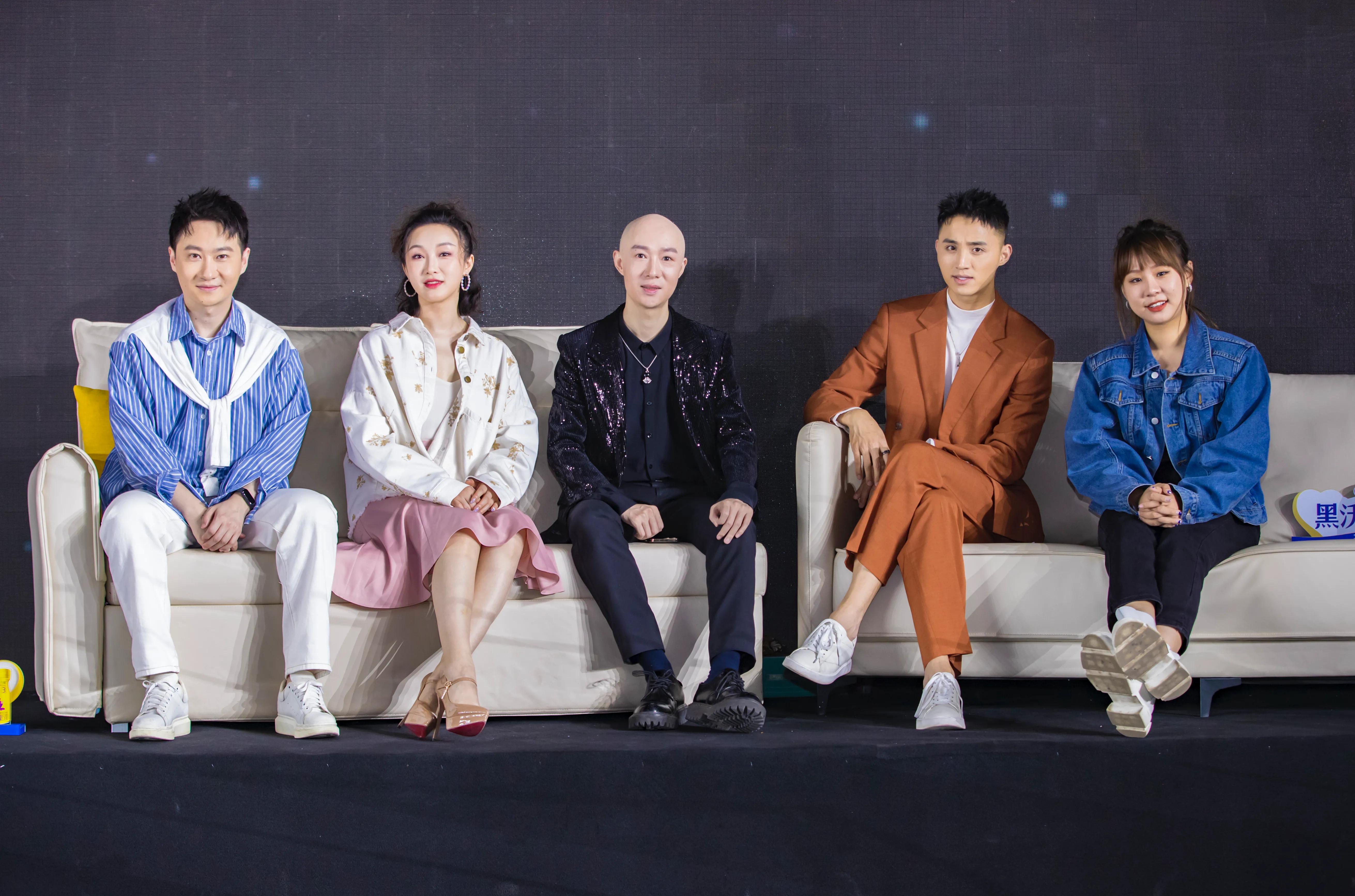 夏日之夜，火热开赛，《星光大道》夏赛季阶段赛闪亮开启