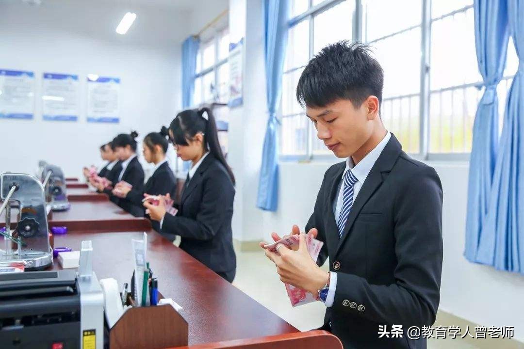 大学生“后悔专业”排行，土木工程“首当其冲”，会计与医学也在