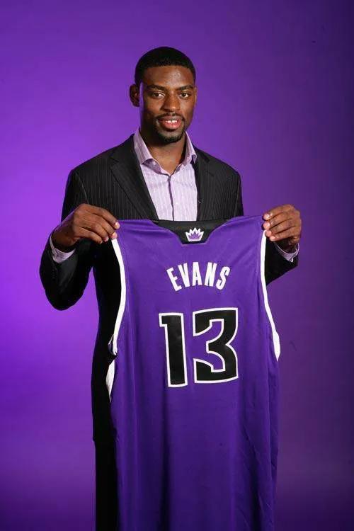 埃文斯欲重回NBA赛场,新秀赛季打出20+5+5被称为小詹姆斯