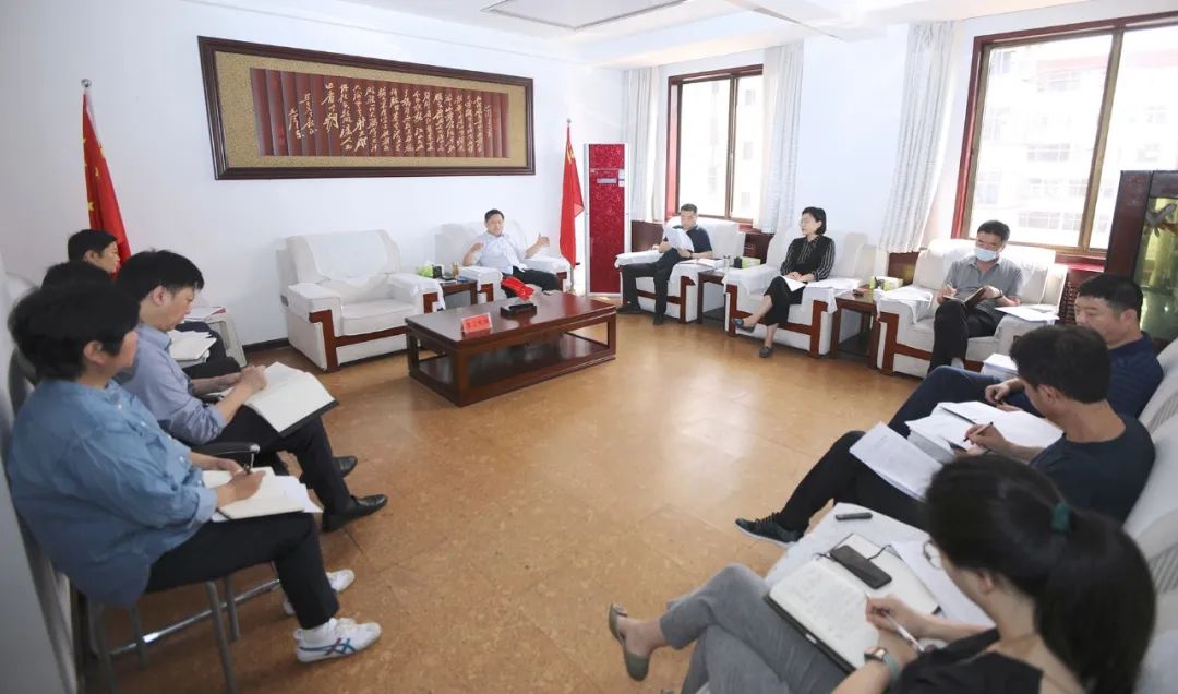 三门峡市交通运输局召开党组会