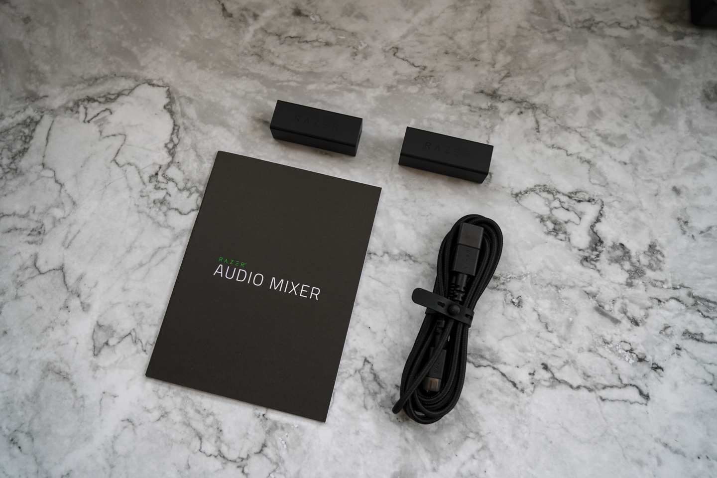 直播利器 雷蛇魔音海妖 V2 X 麦克风与调音台使用分享