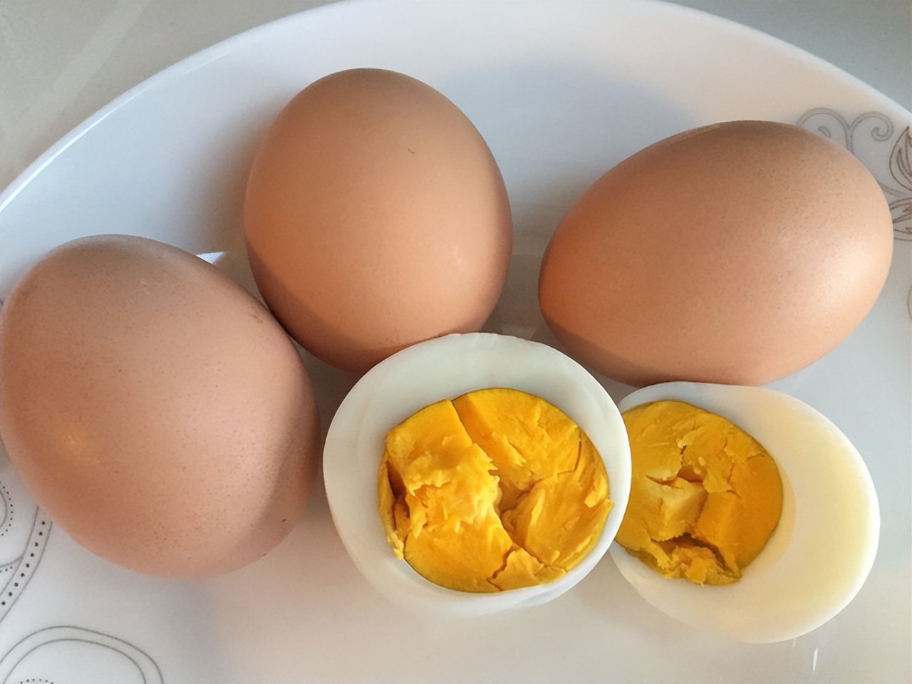 每天早上吃一個雞蛋，對身體好不好？ 研究人員直說了