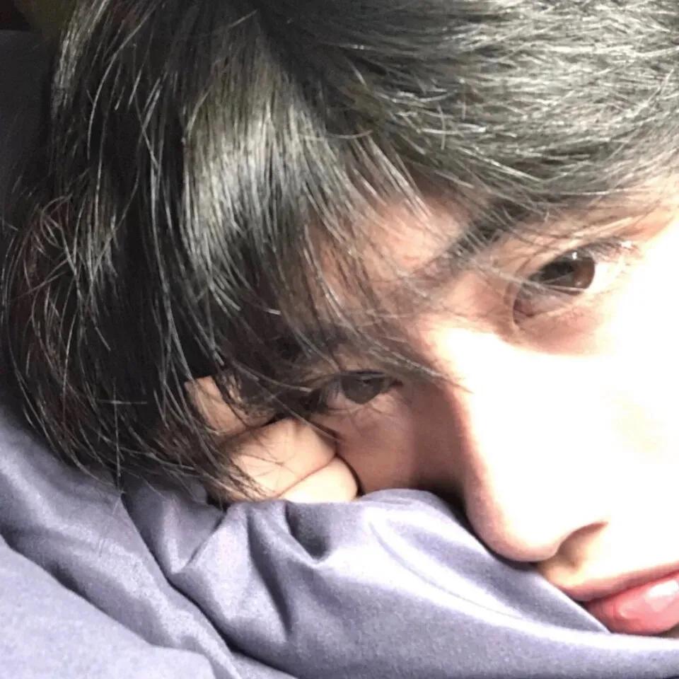 帅哥头像生活照微信很真实的男生闺蜜头像 动漫图片